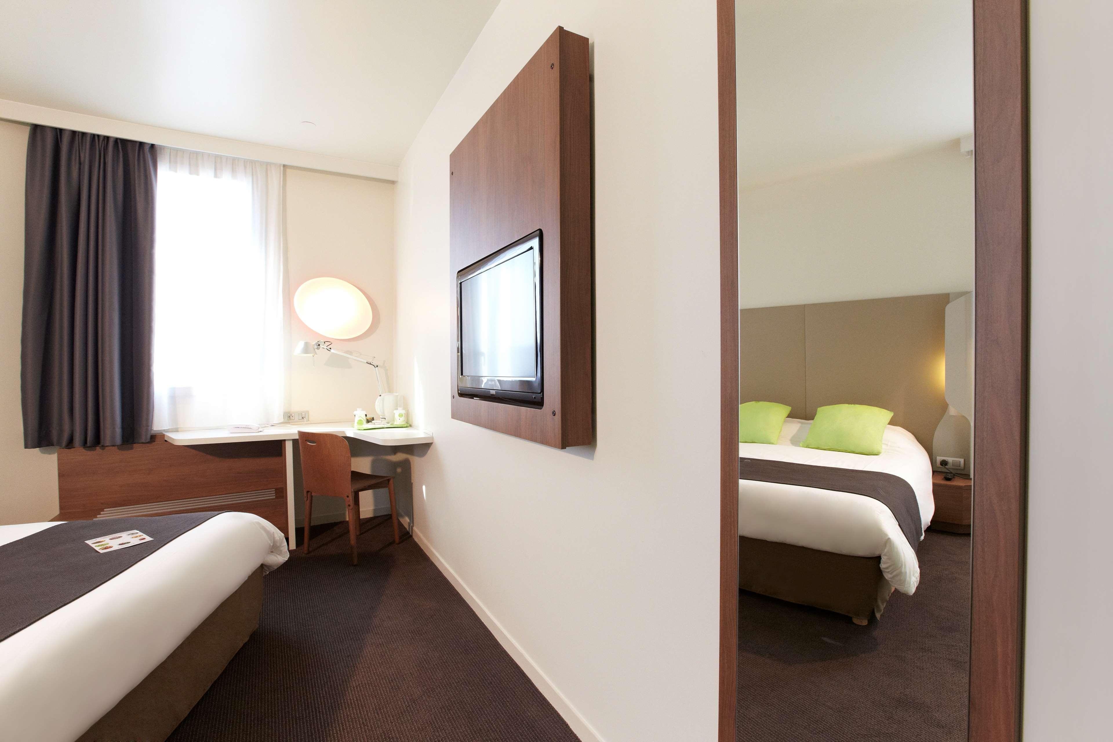 Campanile Gueret Hotell Exteriör bild