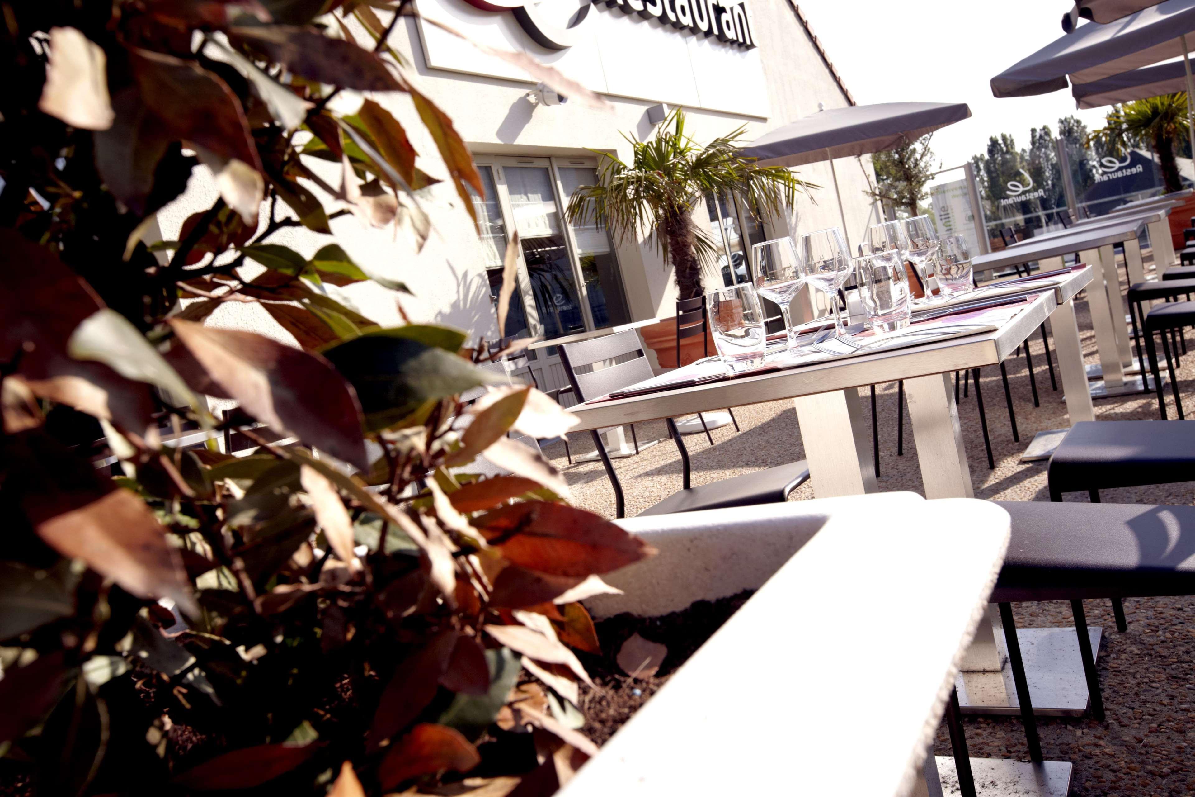 Campanile Gueret Hotell Restaurang bild